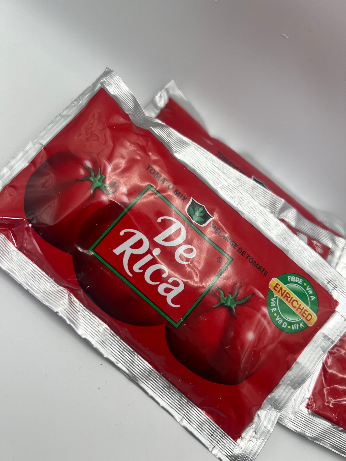 Derica Sachets (Tomato Paste)